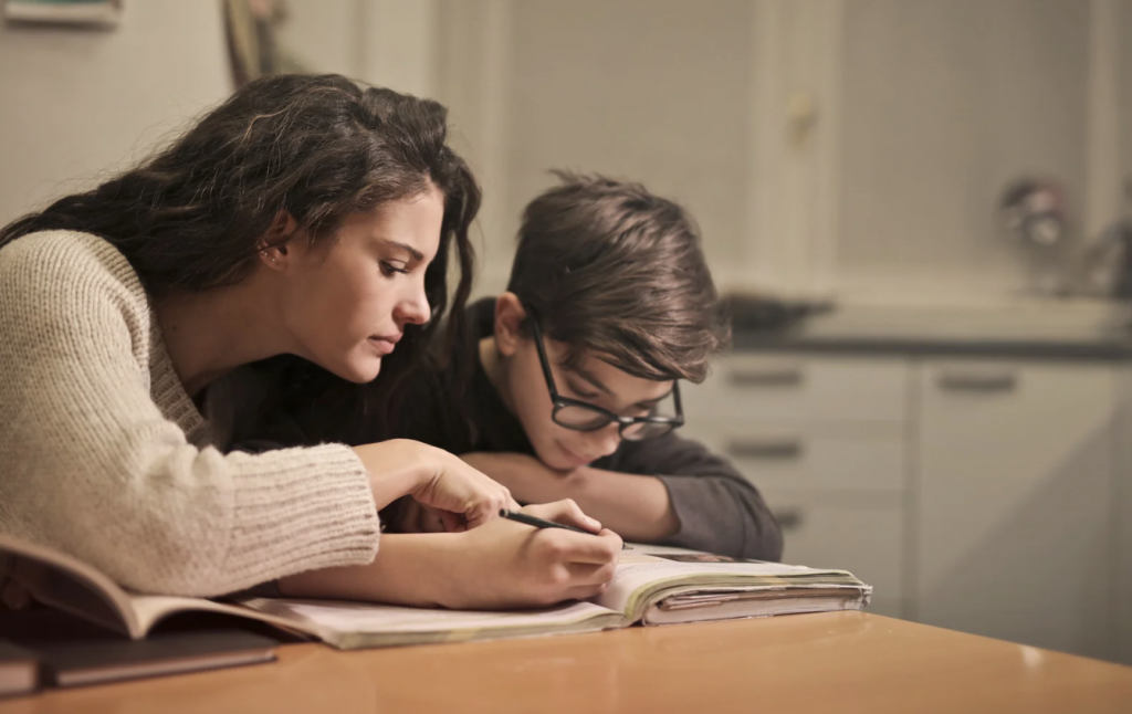 bordeaux-orthopedagogue-parents-rentrée-devoirs