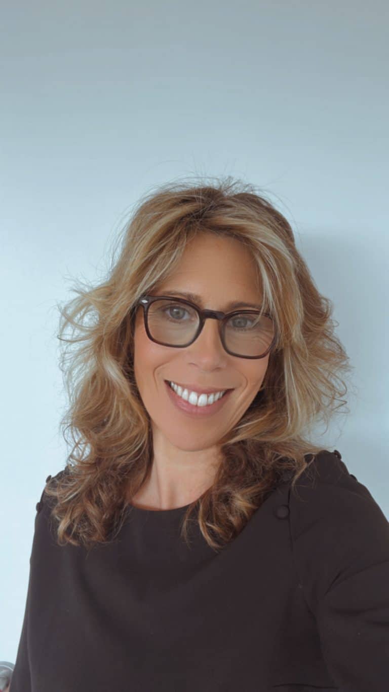 Emilie Salieges 768x1365